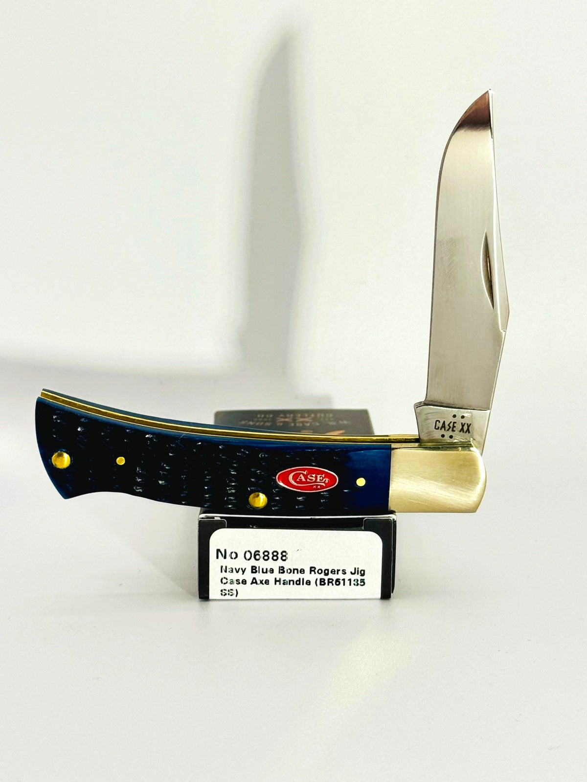 Case XX 06888 navy blue bone Axe Handle with red shield, photo 1