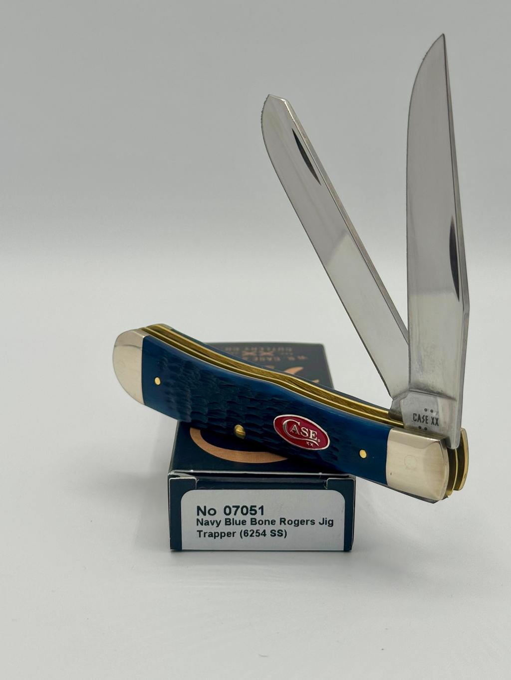 Case XX 07051 Navy Blue Bone Trapper — closed on Case box