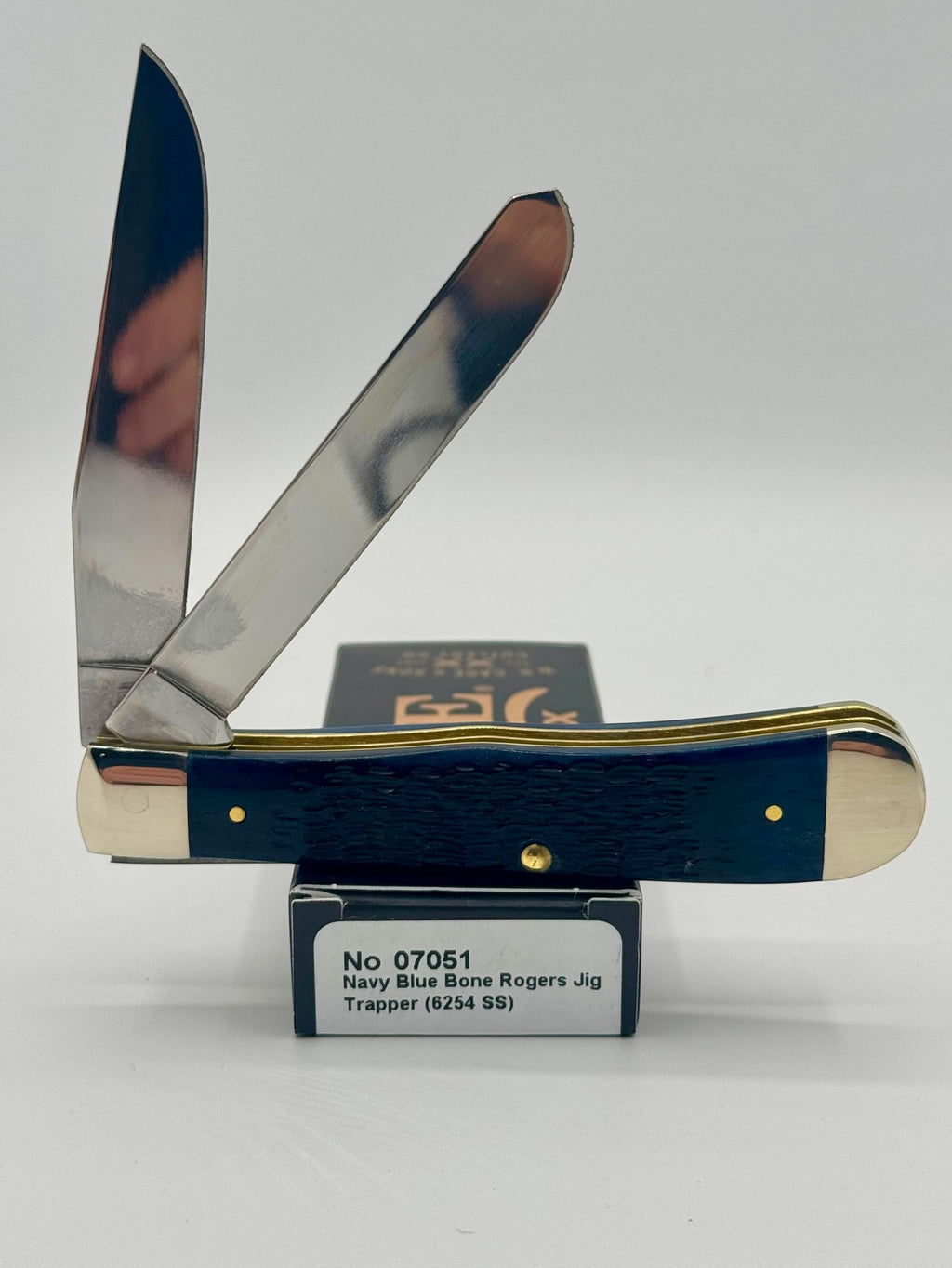 Case XX 07051 Navy Blue Bone Trapper — angled open view