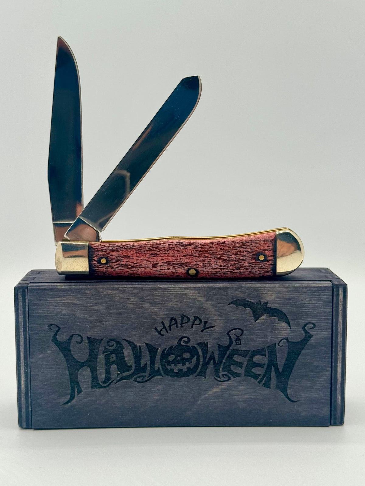 Case XX 10614 Halloween Color Wash Orange Trapper — angled open view