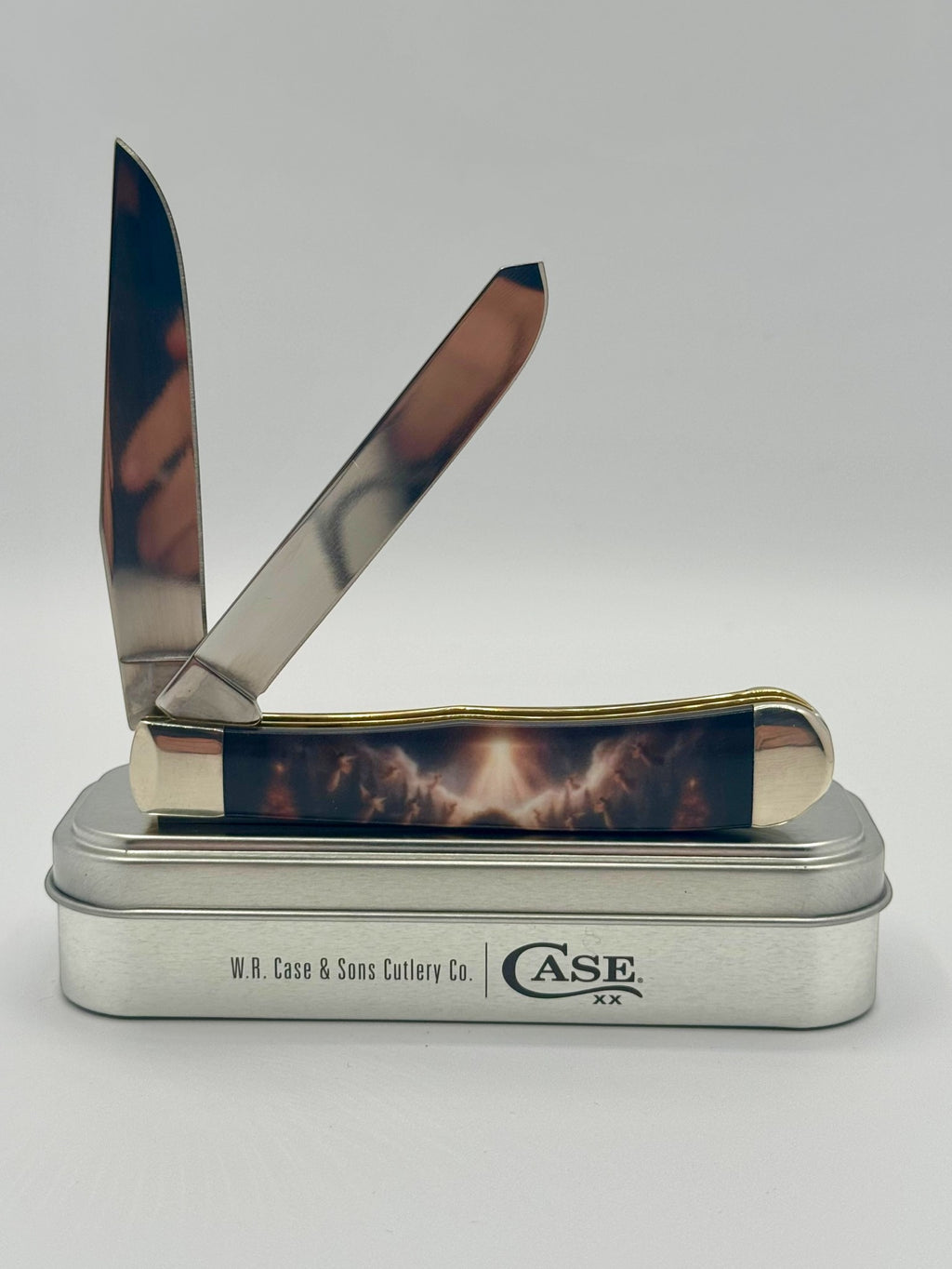 Case XX 10643 2025 Christmas CCI White Synthetic Trapper — angled open view
