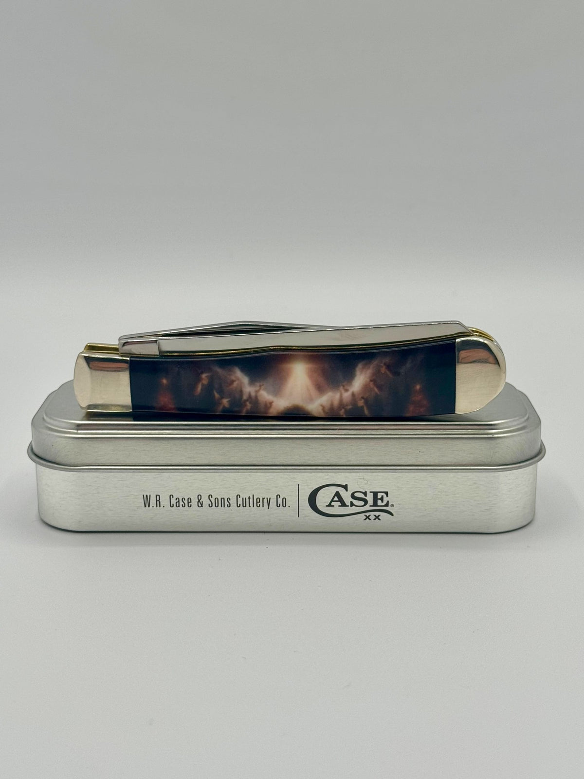 Case XX 10643 2025 Christmas CCI White Synthetic Trapper — packaging and knife together