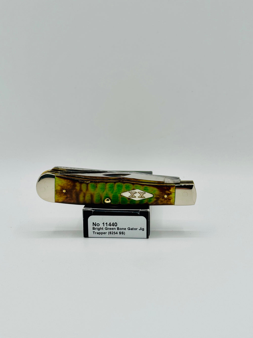 Case XX 11440FDU Fired Up Bright Green Bone Gator Jig Trapper — photo 7