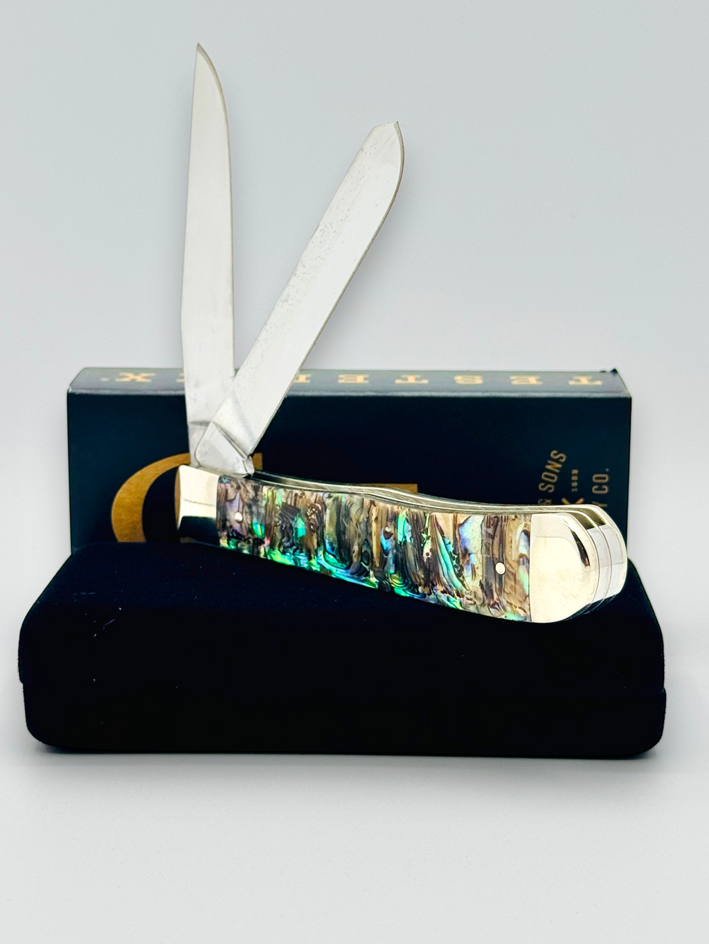 Case XX 12000 Genuine Abalone Trapper with Felt Box — photo 4