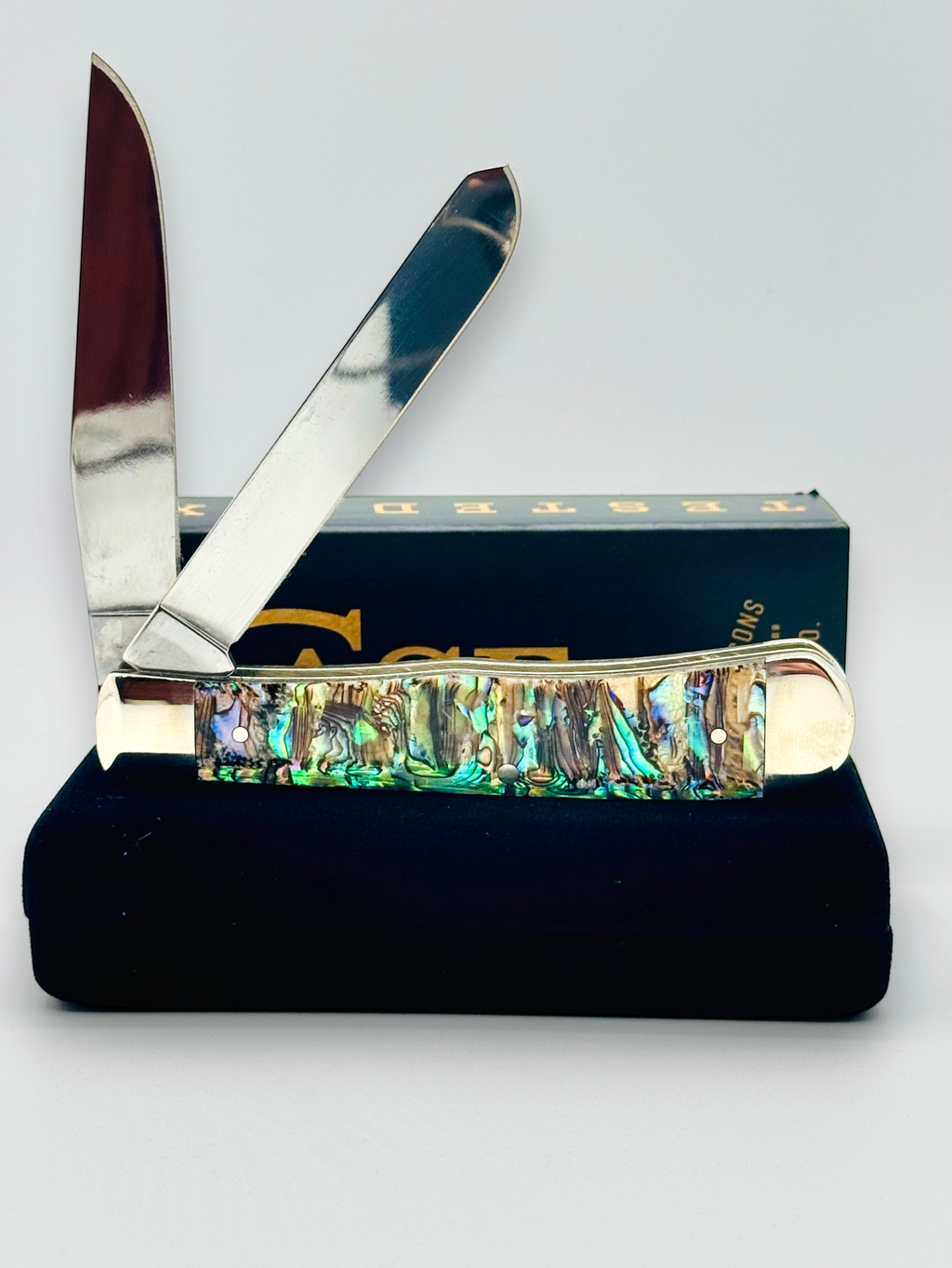 Case XX 12000 Genuine Abalone Trapper with Felt Box — photo 6