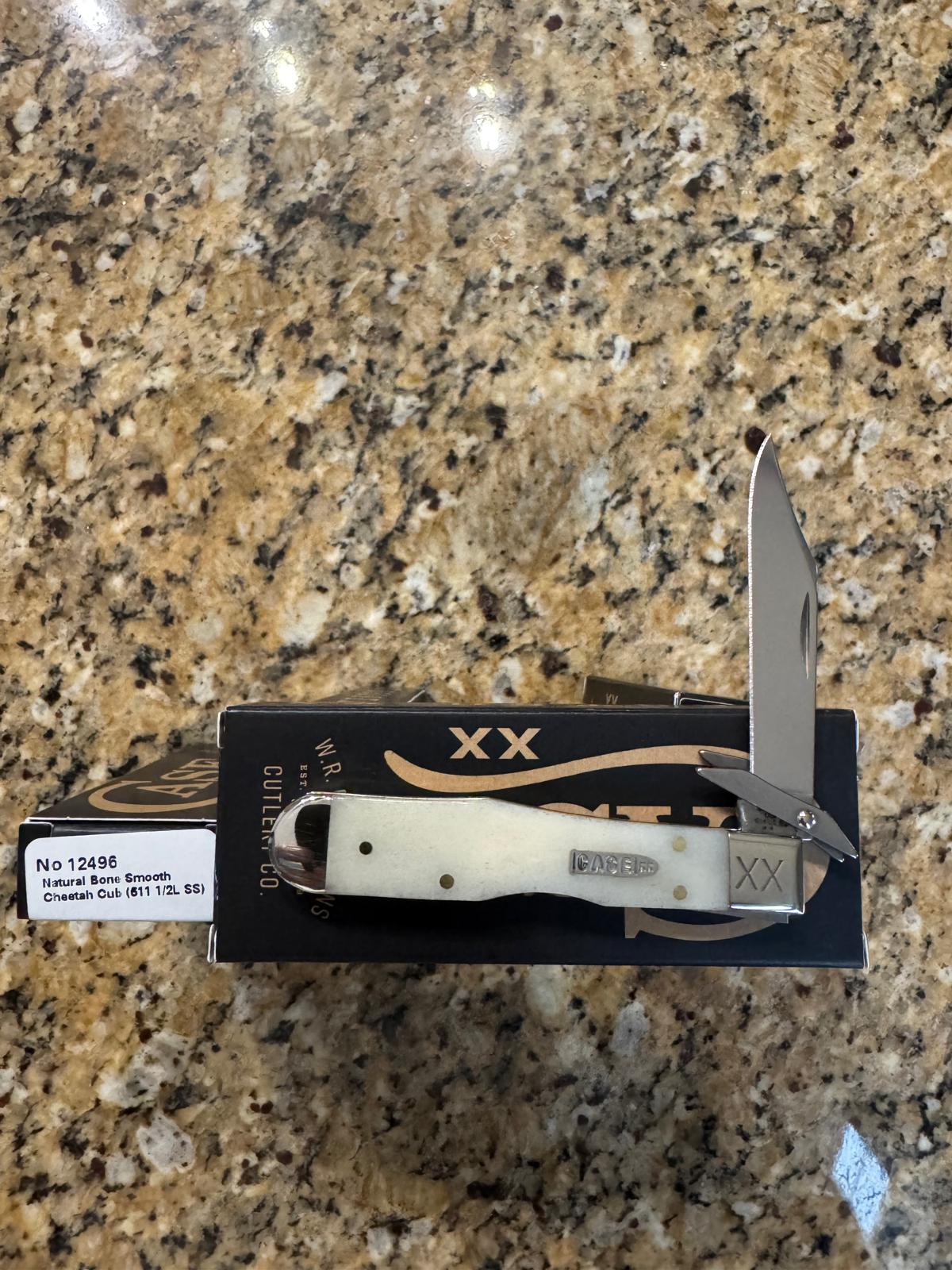 Case XX Smooth Natural Bone Cheetah Cub – No. 12496 (SFO)