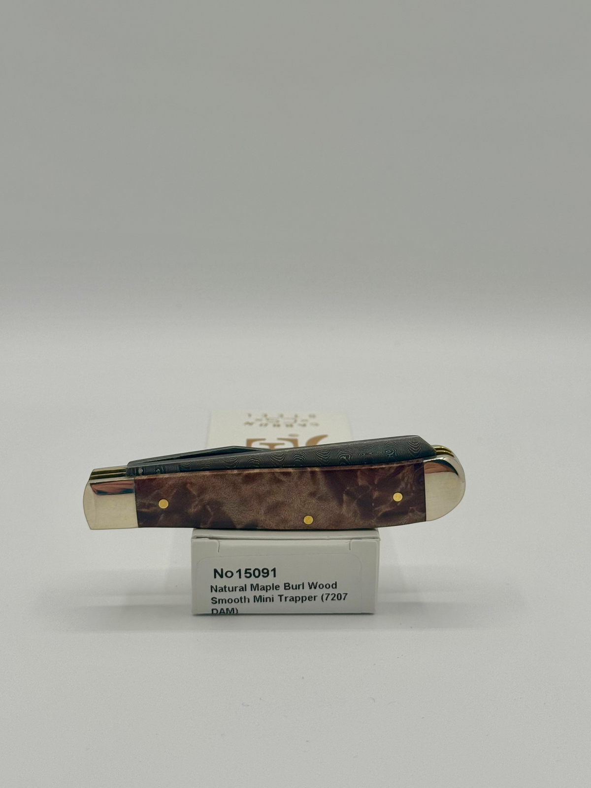 Case XX 15091 Natural Maple Burl Wood Ladder Damascus Mini Trapper — packaging and knife together