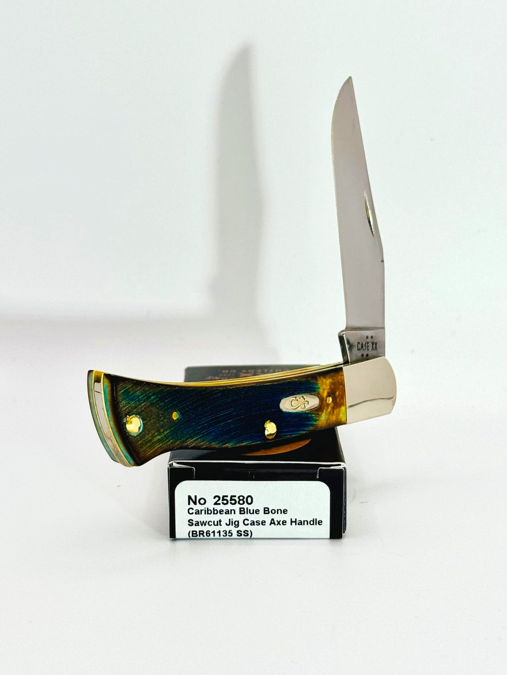 Case XX 25580FDU Fired Up Caribbean Blue Bone Sawcut Reef Axe Handle, photo 2