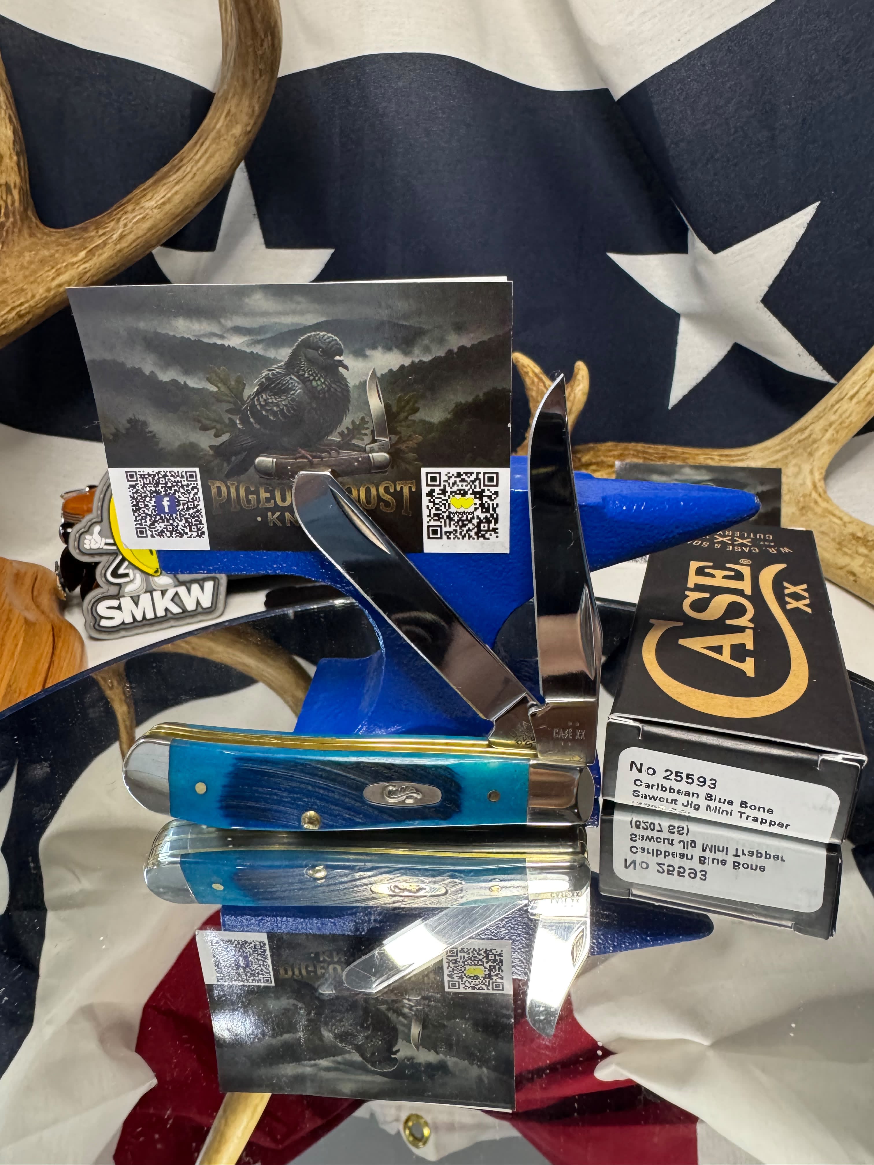 Case XX 25593 – Caribbean Blue Bone Sawcut Jig Mini Trapper