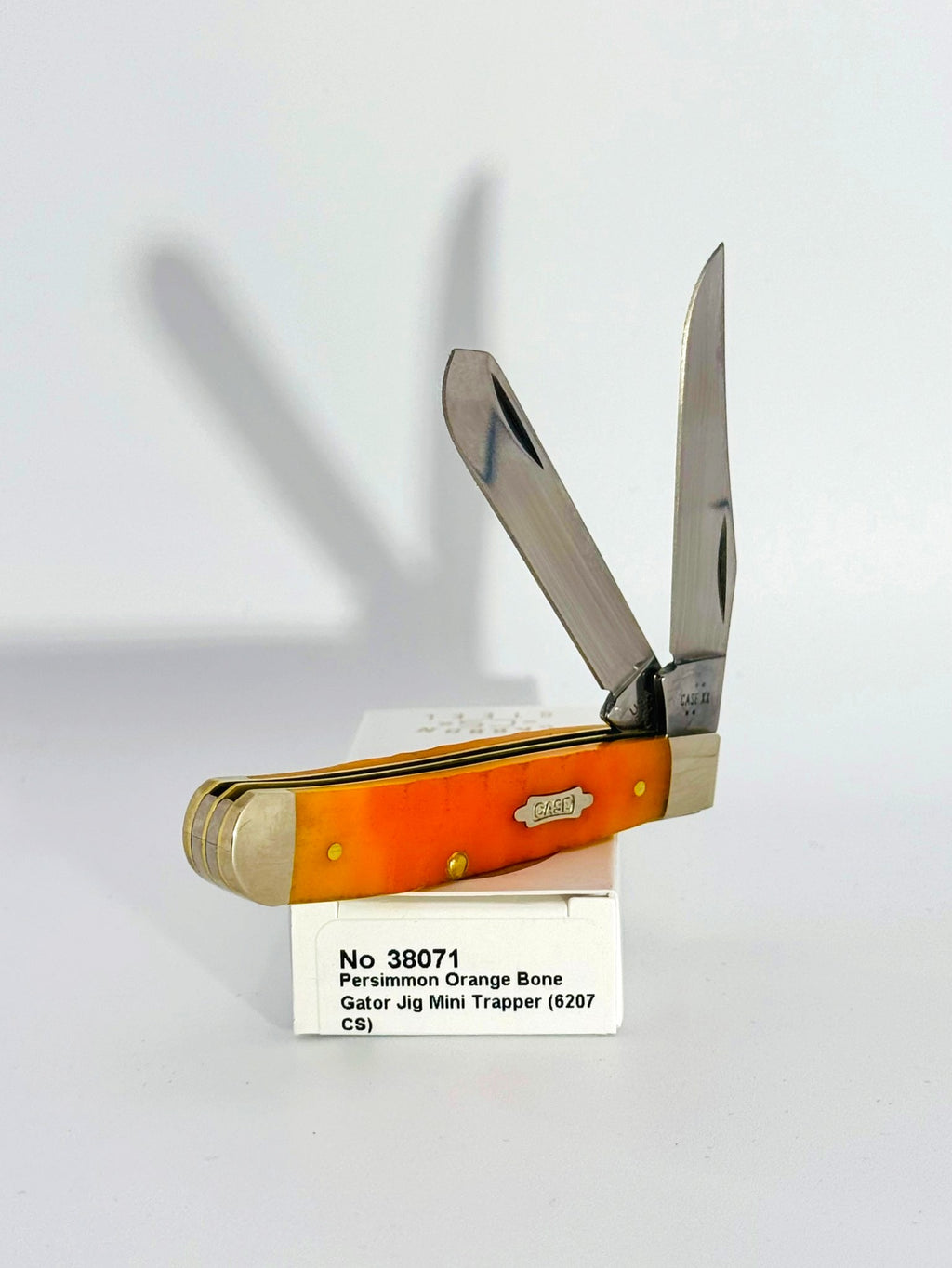 Case XX 38071 persimmon orange Gator Jig bone Mini Trapper, photo 3