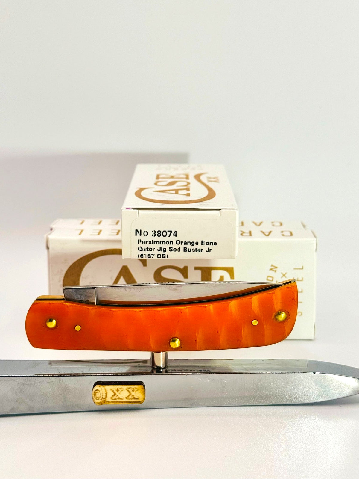 Case XX 38074 persimmon orange Gator Jig bone Sod Buster Jr., photo 8