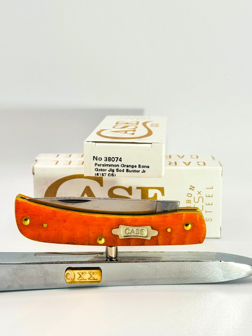 Case XX 38074 persimmon orange Gator Jig bone Sod Buster Jr., photo 7
