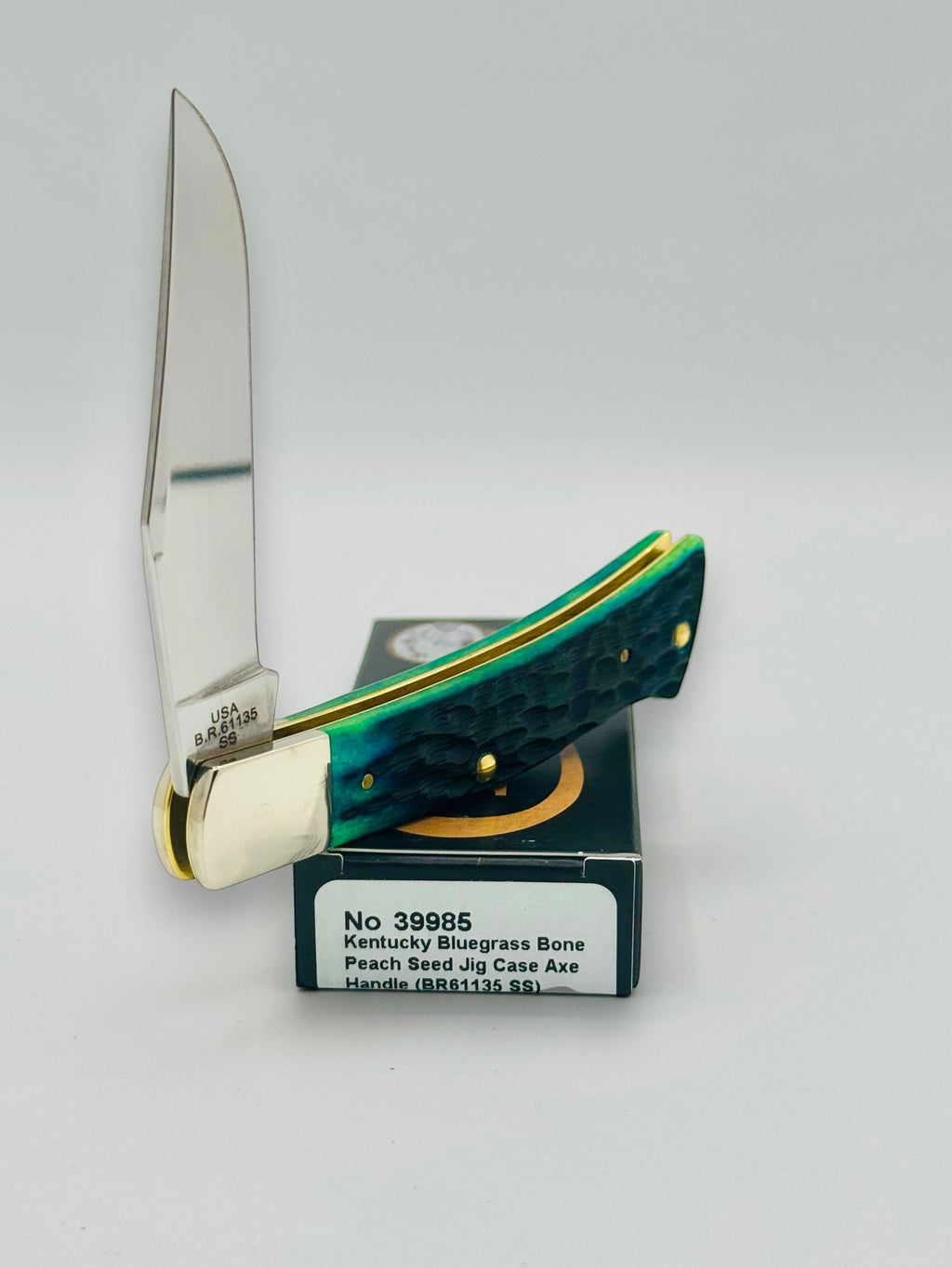 Case XX 39985 Axe Handle Kentucky Bluegrass Bone — spine and bolster view