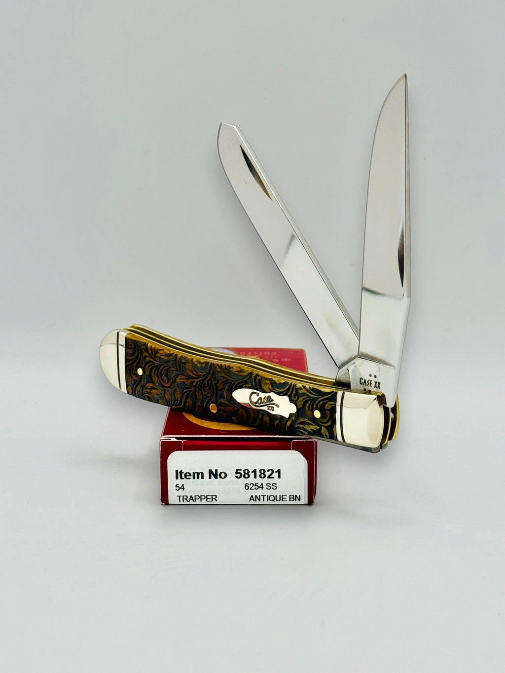 Case XX 581821 leather tooled antique bone Trapper, photo 2