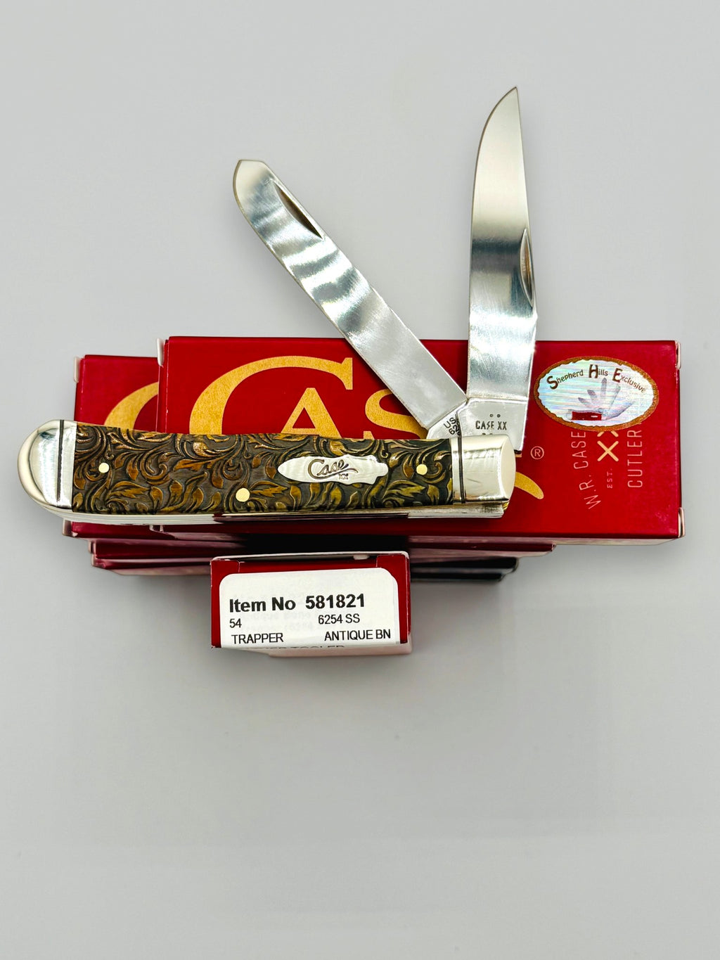 Case XX 581821 leather tooled antique bone Trapper, photo 1
