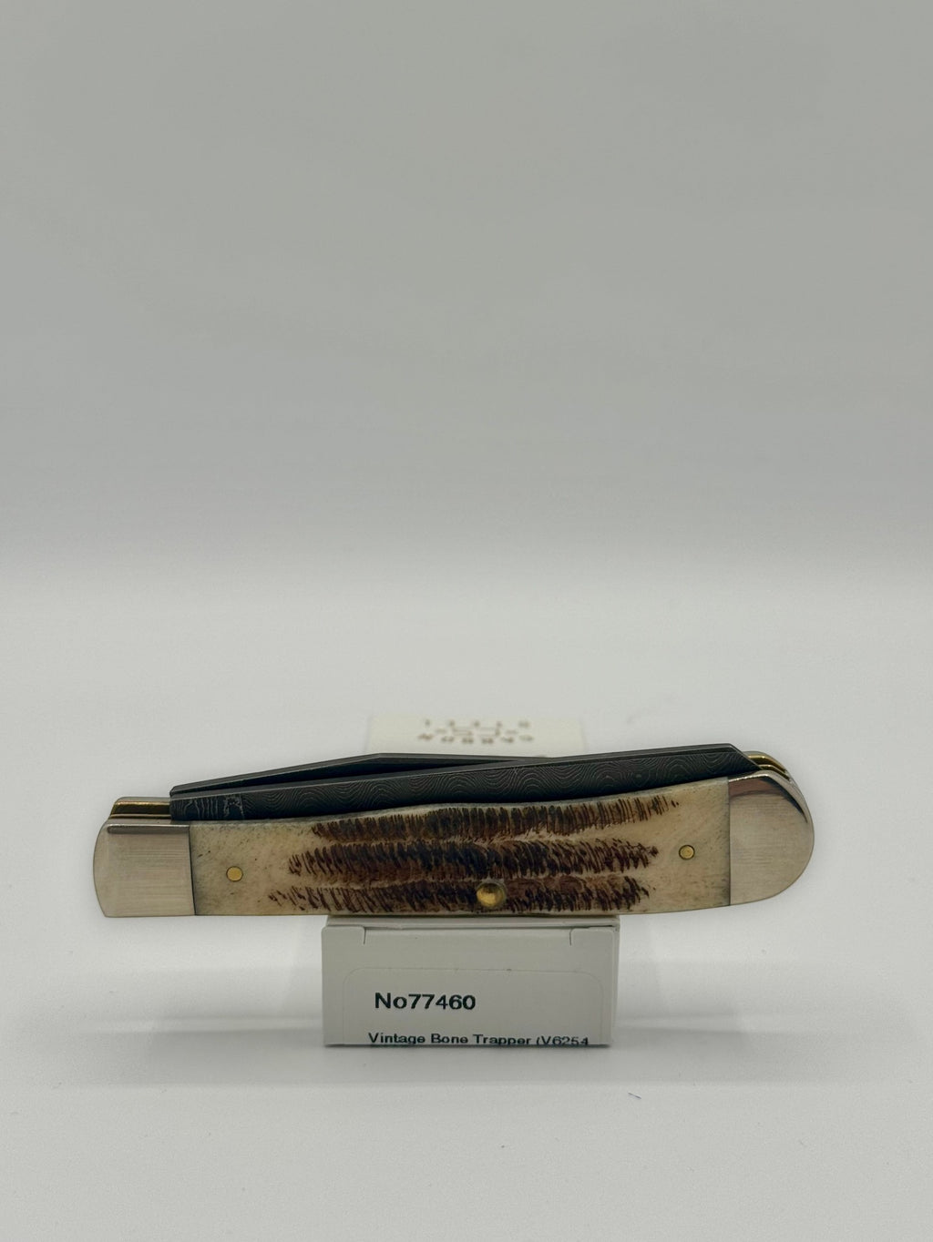 Case XX 77460 Vintage Bone Trapper Damascus — additional detail view