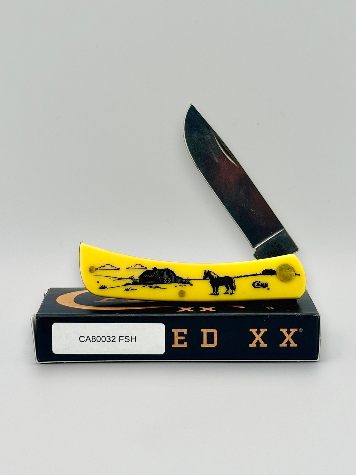 Case XX 80032FSH Farm Series Horse Yellow Synthetic Sod Buster Jr