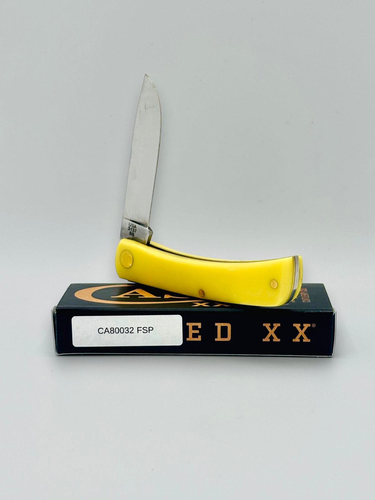 Case XX 80032FSP Farm Series Pig Yellow Synthetic Sod Buster Jr — photo 4