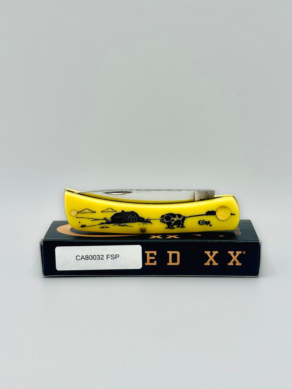 Case XX 80032FSP Farm Series Pig Yellow Synthetic Sod Buster Jr — photo 7