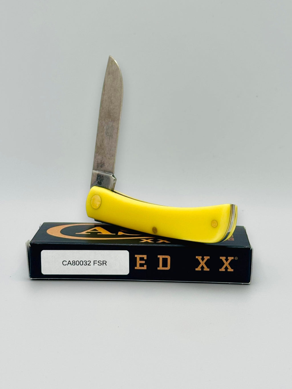 Case XX 80032FSR Farm Series Rooster Yellow Synthetic Sod Buster Jr — photo 4