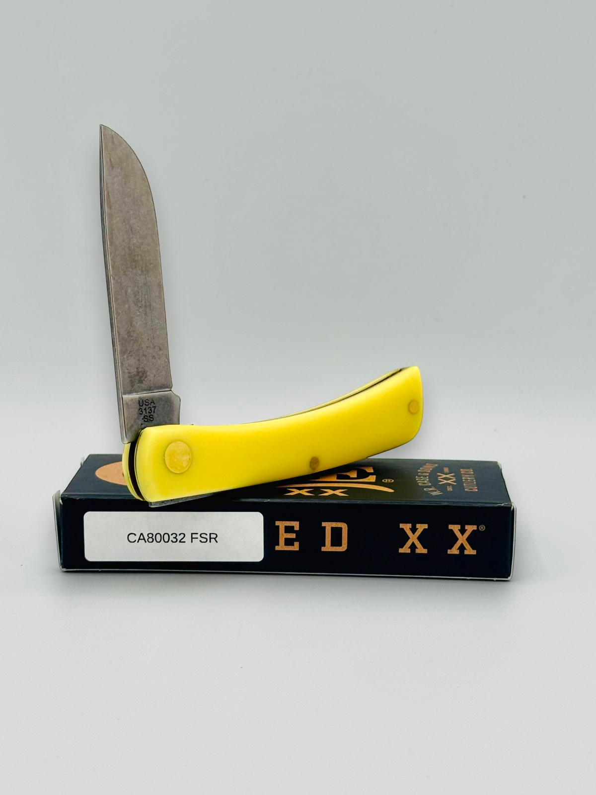 Case XX 80032FSR Farm Series Rooster Yellow Synthetic Sod Buster Jr — photo 5