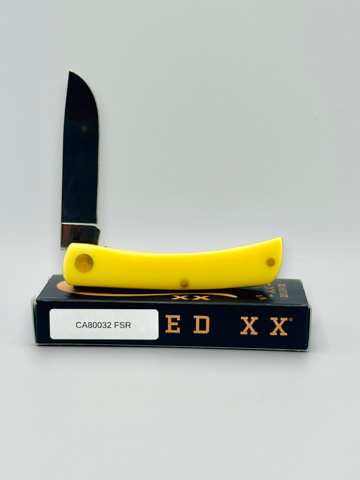 Case XX 80032FSR Farm Series Rooster Yellow Synthetic Sod Buster Jr — photo 6