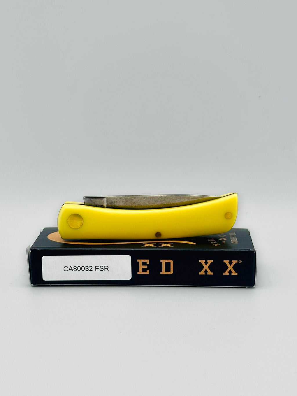 Case XX 80032FSR Farm Series Rooster Yellow Synthetic Sod Buster Jr — photo 8