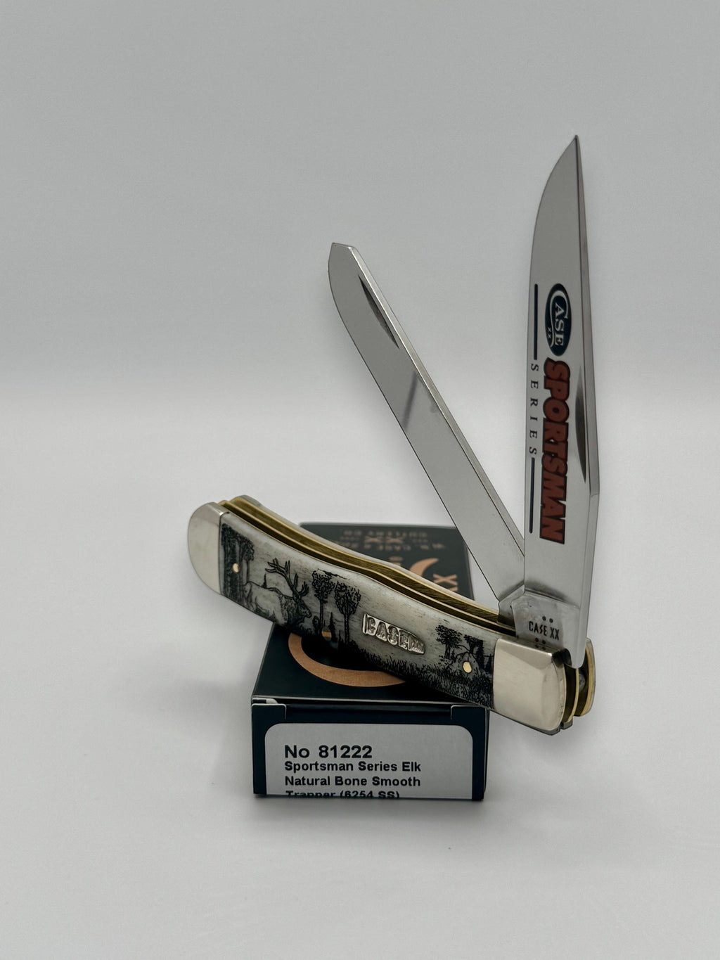 Case XX 81222 Sportsman Elk Bone Trapper — closed on Case box