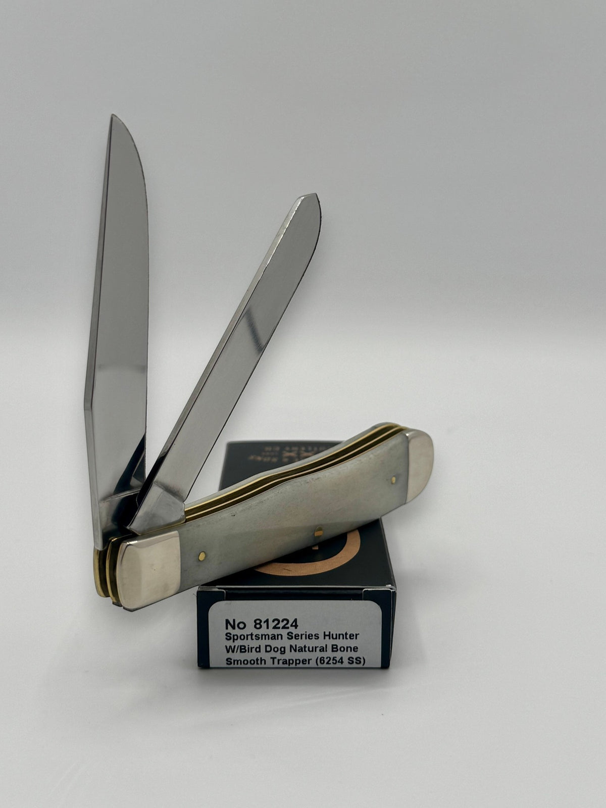 Case XX 81224 Bird Dog Bone Trapper — back side on Case box