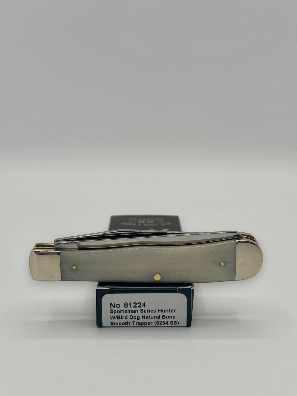 Case XX 81224 Bird Dog Bone Trapper — packaging and knife together