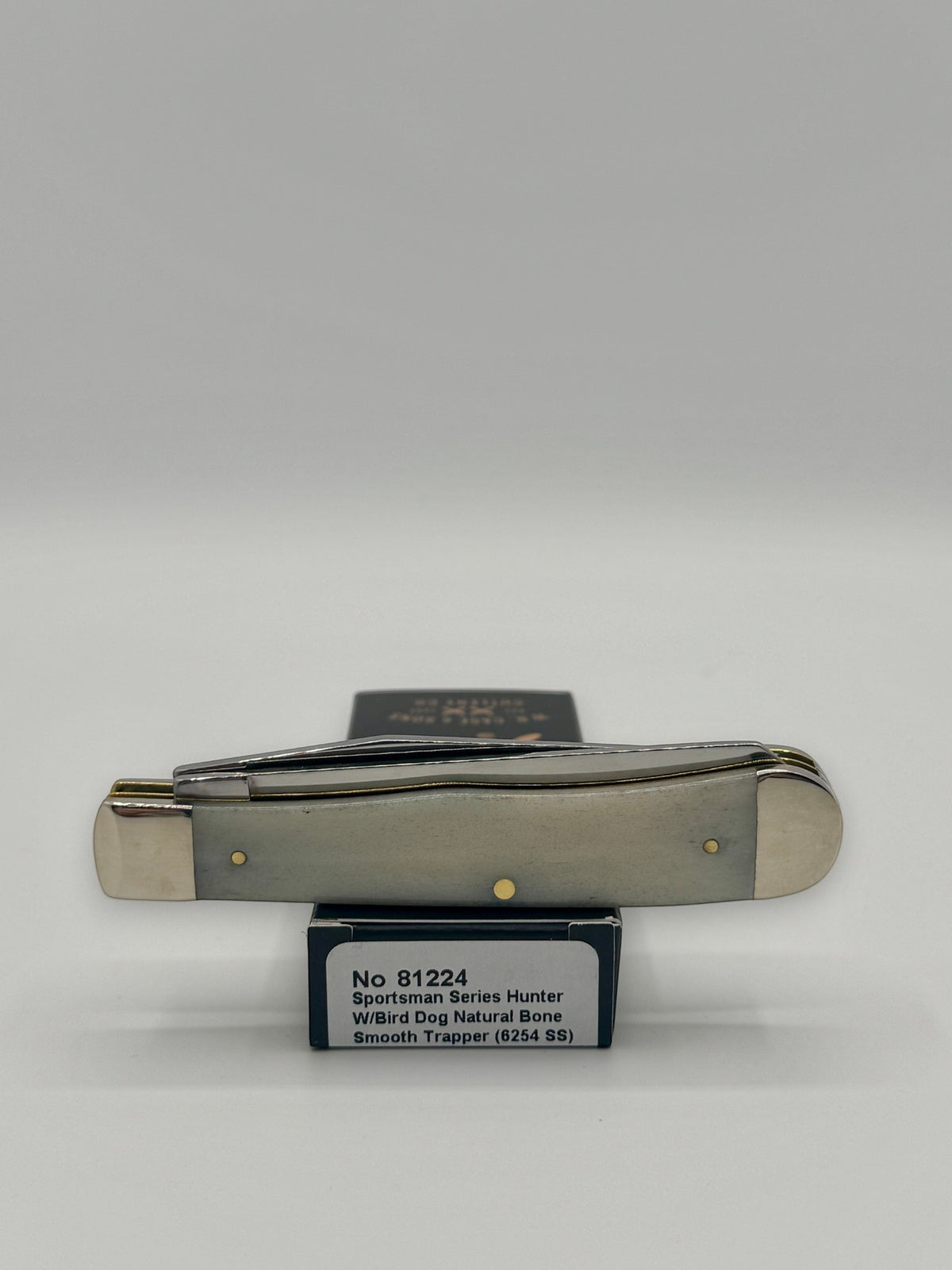 Case XX 81224 Bird Dog Bone Trapper — packaging and knife together