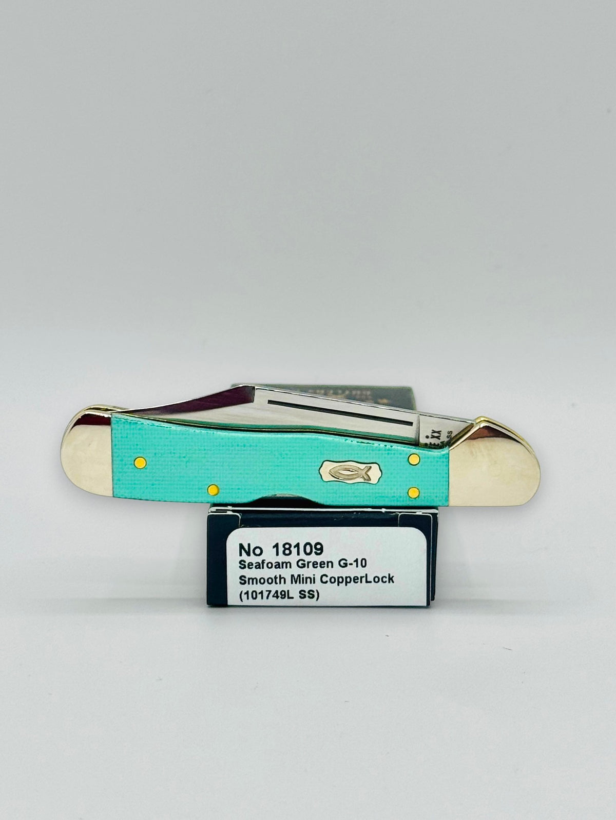 Case XX 18109 Seafoam Green G-10 Mini CopperLock — profile on Case packaging
