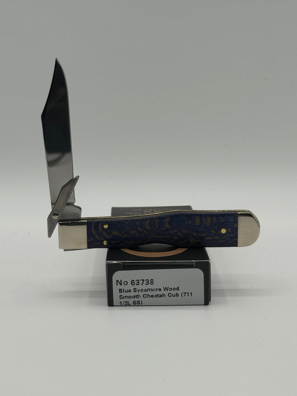 Pigeon Roost Knives Case XX Cheetah Cub pocket knife with blue sycamore wood handle and swing guard blade