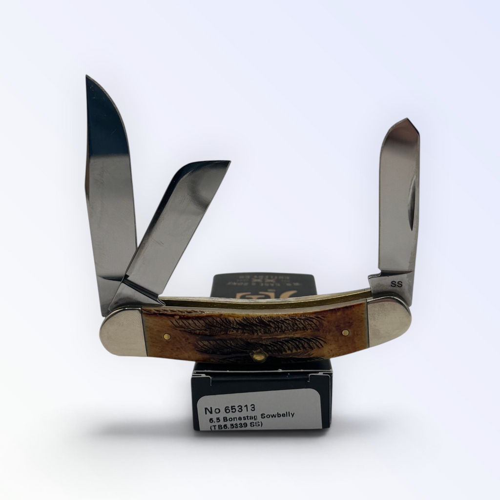 6.5 Bonestag Sowbelly by Case XX (65313), close view of handle texture with blades open on box