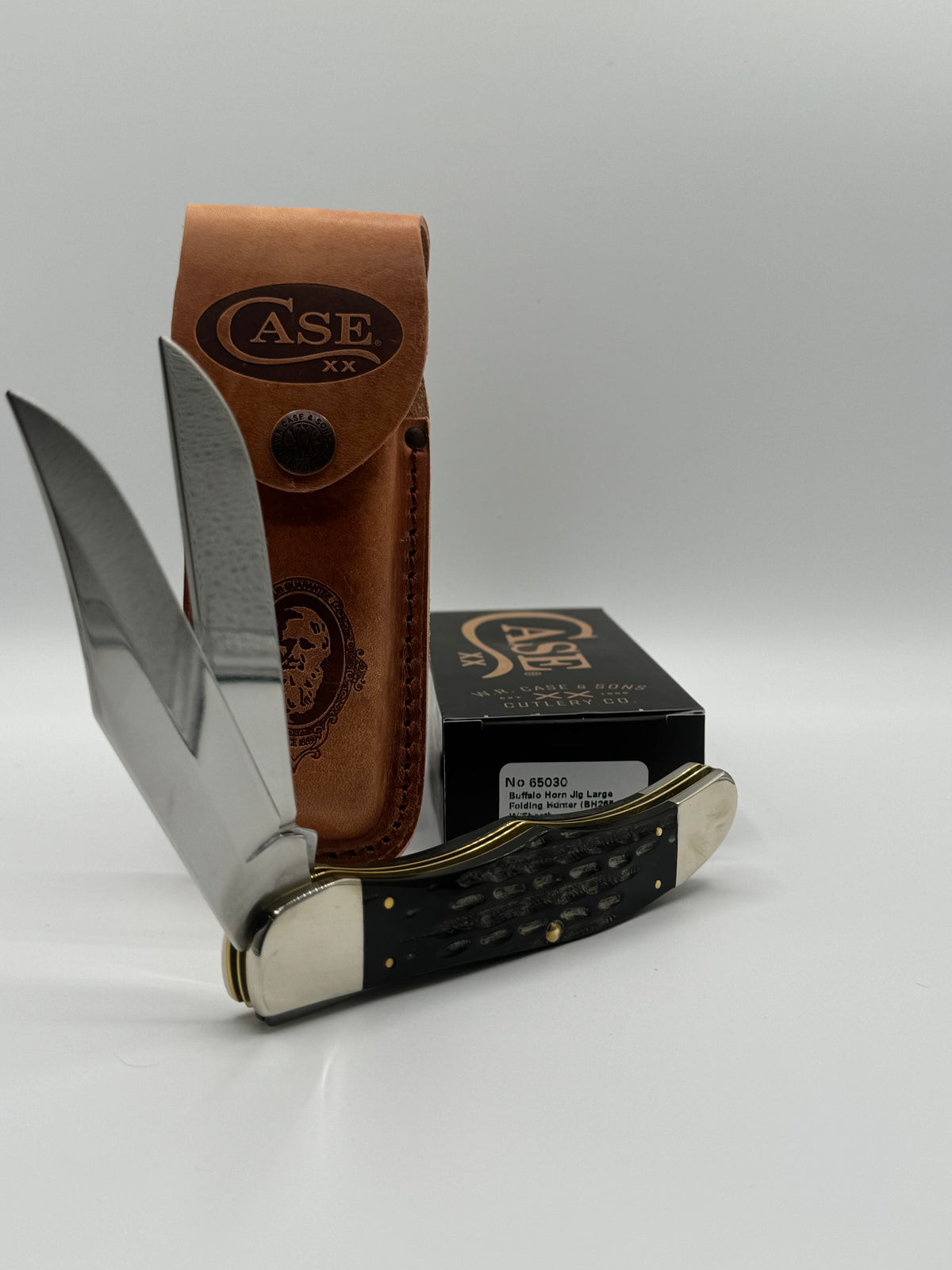 Case XX 65030 Folding Hunter Jigged Buffalo Horn — photo 4