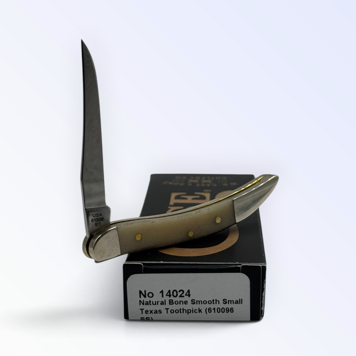 Catalog 14024 Case XX Toothpick — smooth natural bone, close view of handle texture with blades open on box