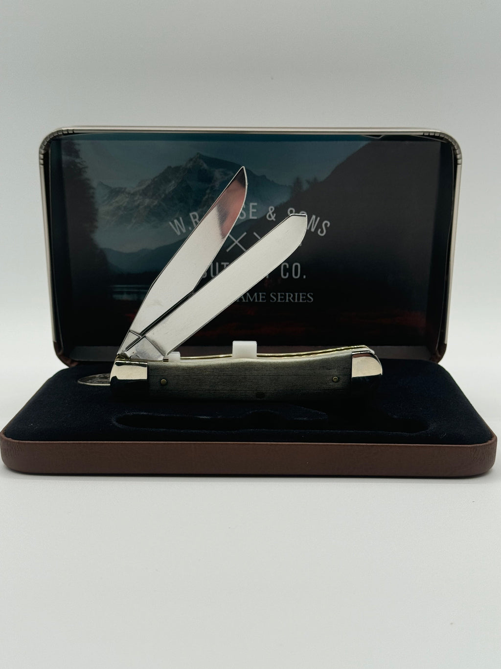 Pigeon Roost Knives Case XX Wild Game Series Trapper gift set with smooth bone handle and stainless steel blades
