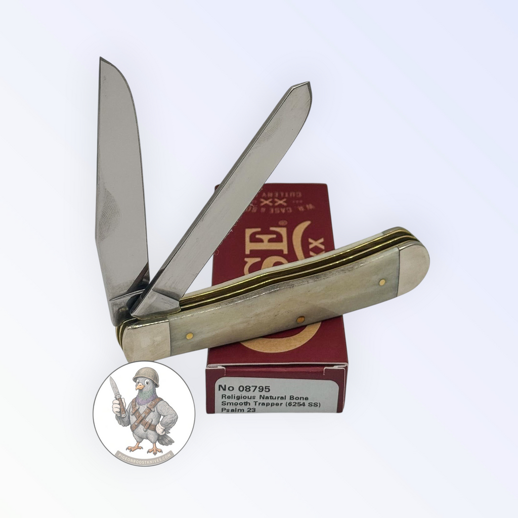 Case XX Trapper 08795: Psalm 23 smooth natural bone, studio shot open atop the retail box
